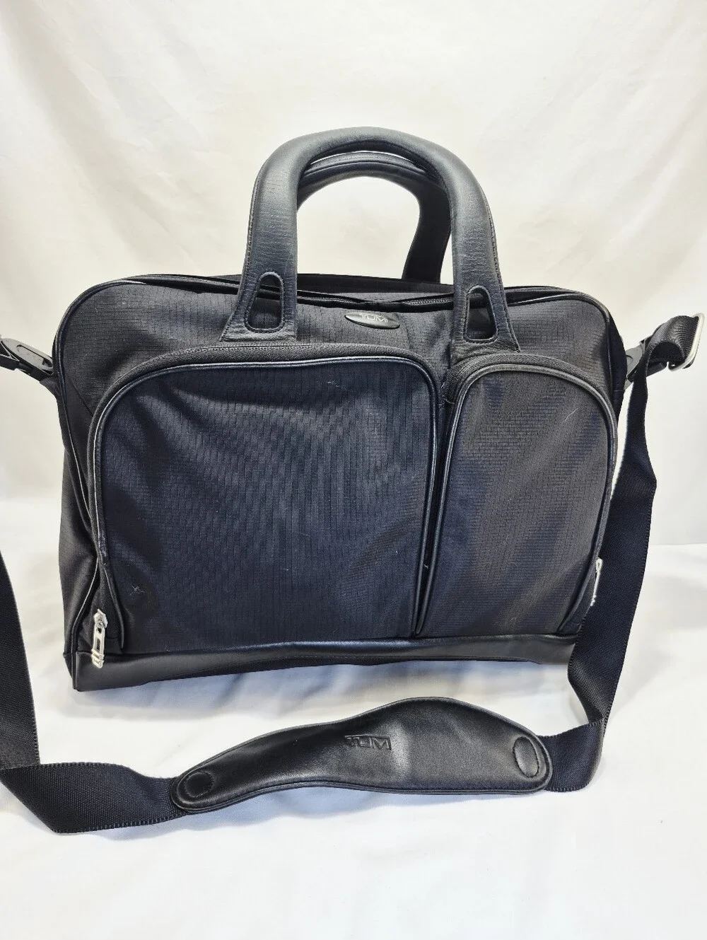 Tumi Expandable Laptop Briefcase Ballistic Nylon Multi Pocket Black Strap 25720
